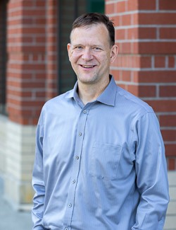 Jonathan Davison, MD